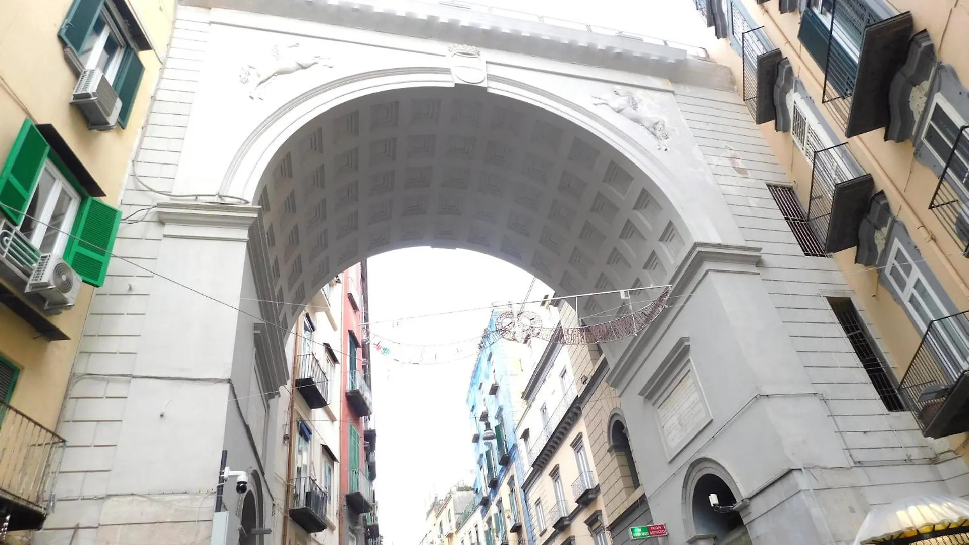 Piacevole Appartamento Chiaia Naples Apartment