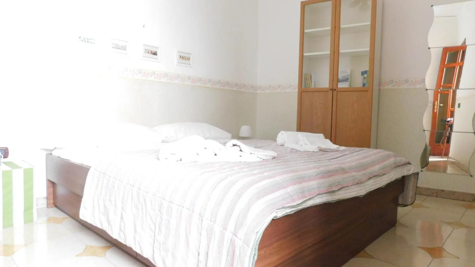 Apartment Piacevole Appartamento Chiaia Naples