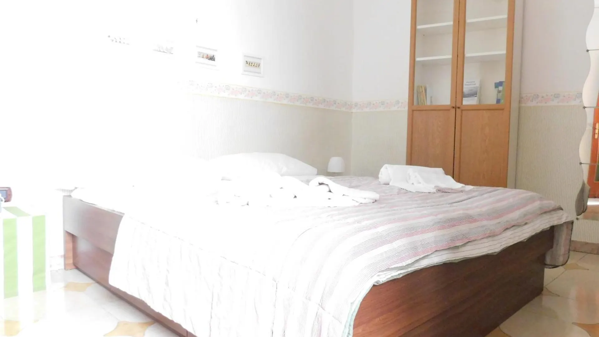 Apartment Piacevole Appartamento Chiaia Naples