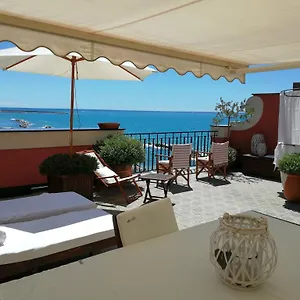  Appartamento Attico In Italia